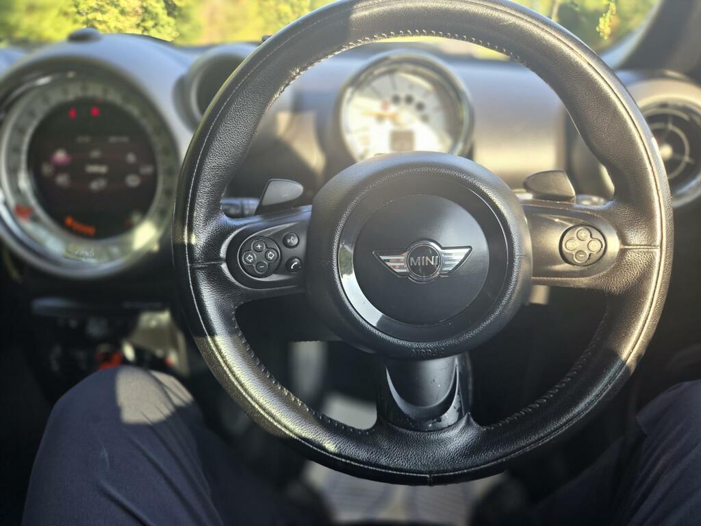 Mini Countryman Suv Red #26