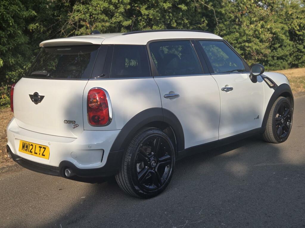 Mini Countryman Suv Red #8
