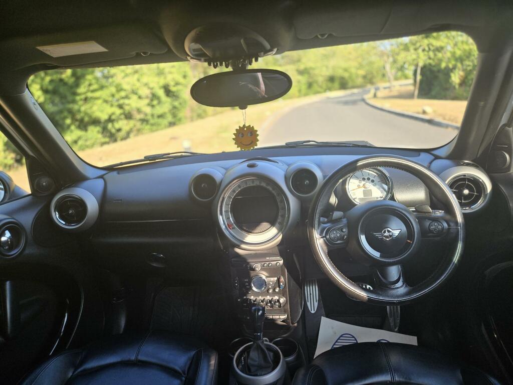 Mini Countryman Suv Red #23