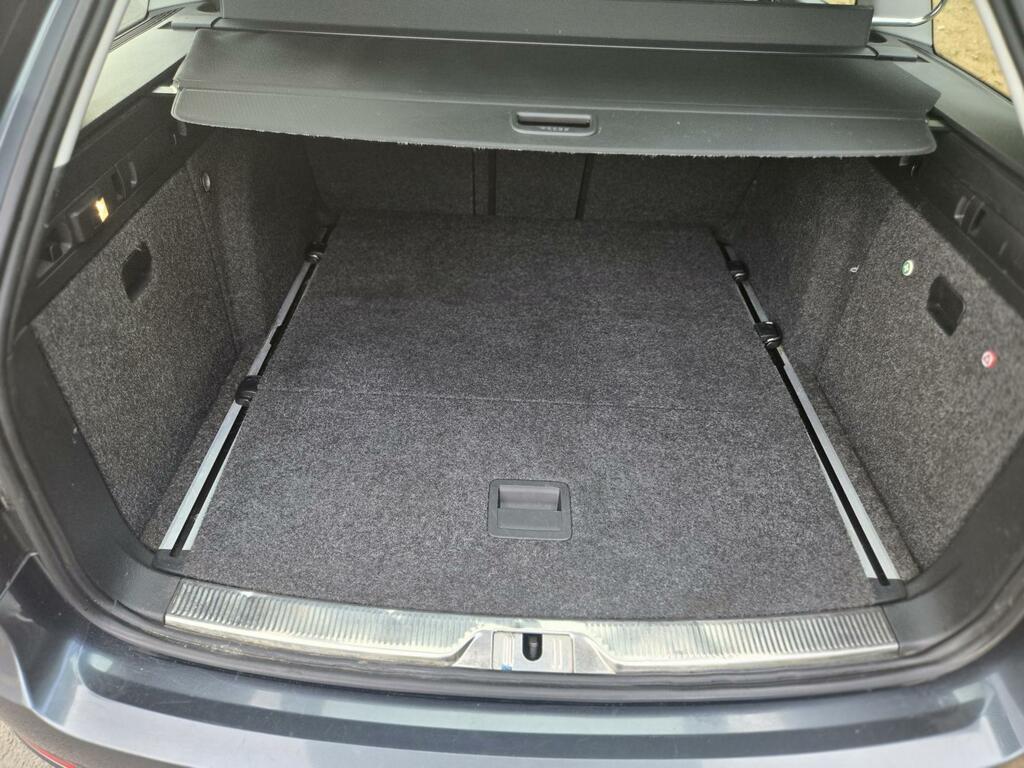 Skoda Superb Laurin Klement Black #19