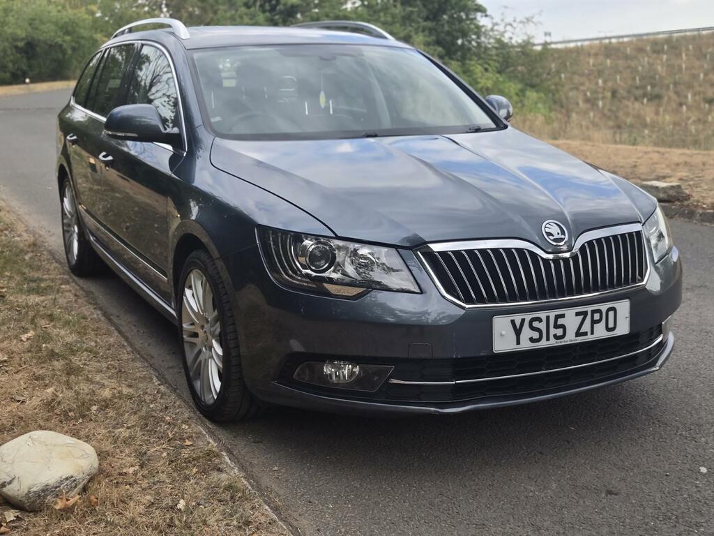 Skoda Superb Laurin Klement Black #17