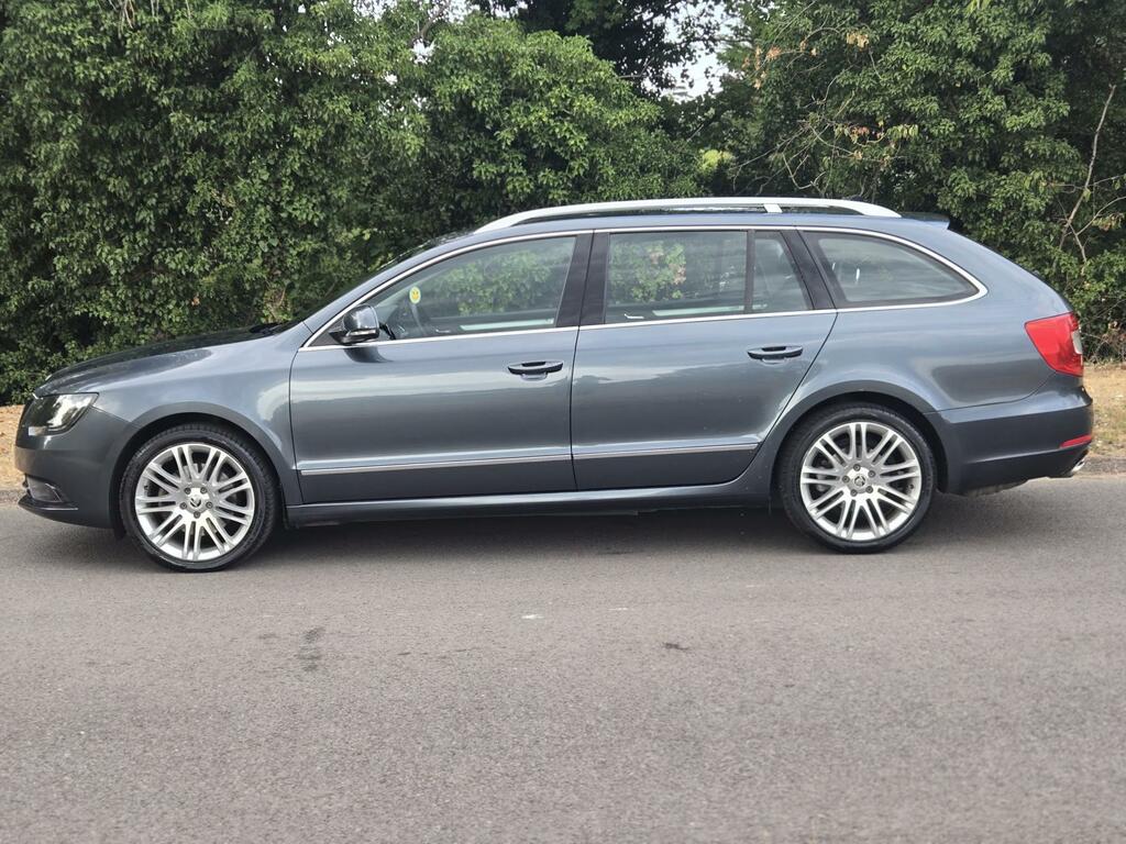 Skoda Superb Laurin Klement Black #7