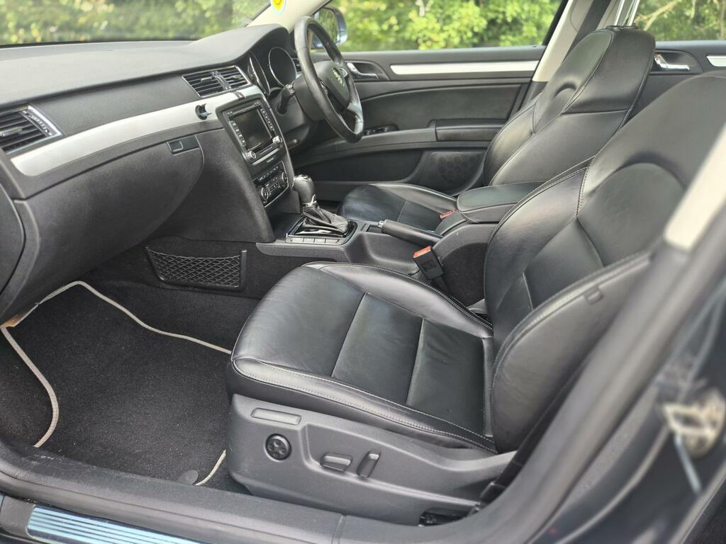 Skoda Superb Laurin Klement Black #21