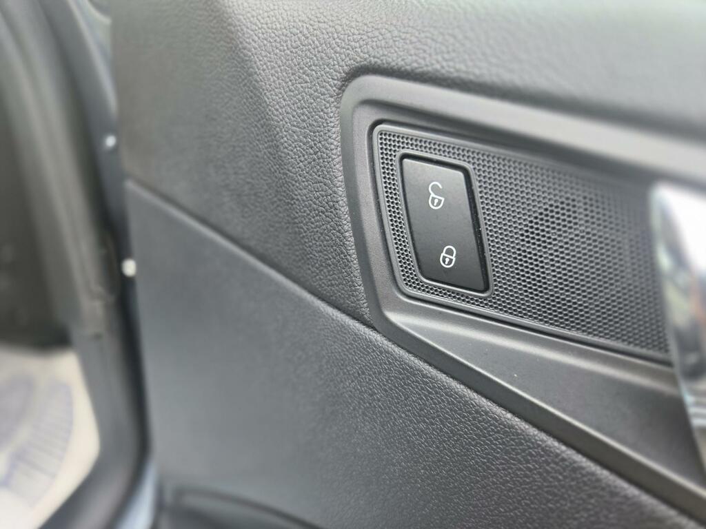 Skoda Superb Laurin Klement Black #30