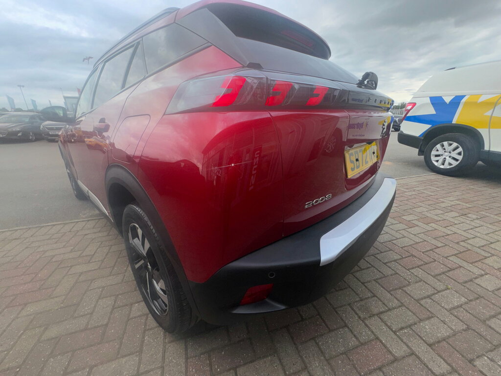 Peugeot 2008 1.2 Puretech Allure Premium Suv Manua SB72NVZ Red #6