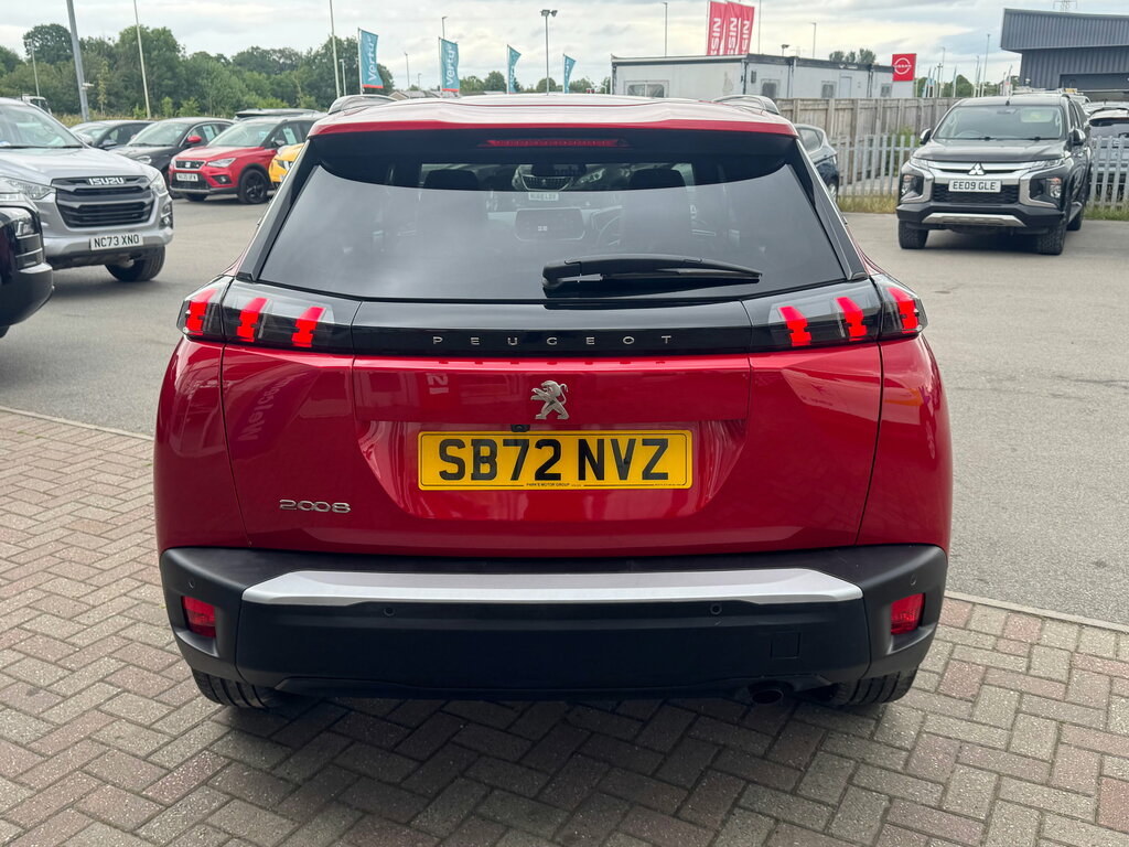 Peugeot 2008 1.2 Puretech Allure Premium Suv Manua SB72NVZ Red #3