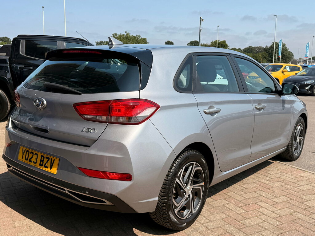 Hyundai I30 1.0 T-gdi Mhev Se Connect Hatchback Hyb Silver #4
