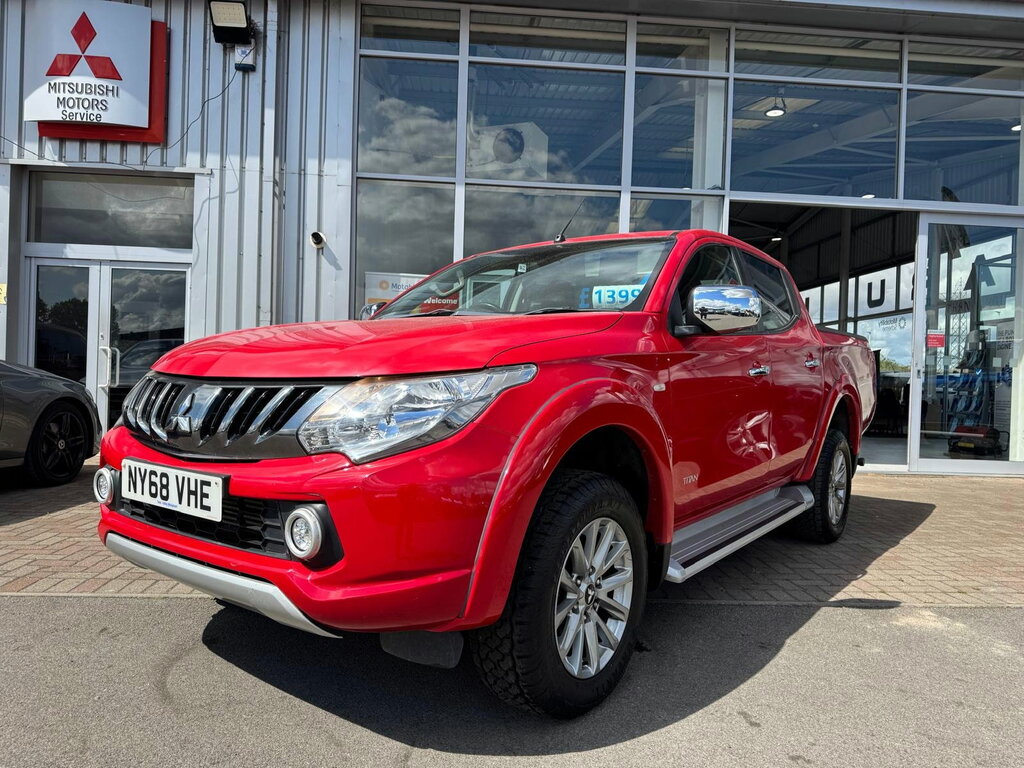 Mitsubishi L200 2.4 Di-d Dc Titan 4Wd Euro 6 Red