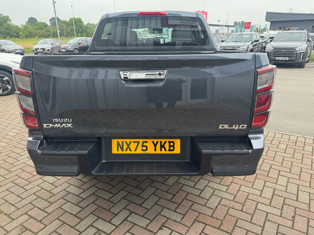 Isuzu D-Max 1.9 Td Dl40 Pickup Double Cab 4Wd NX75YKB Grey #6