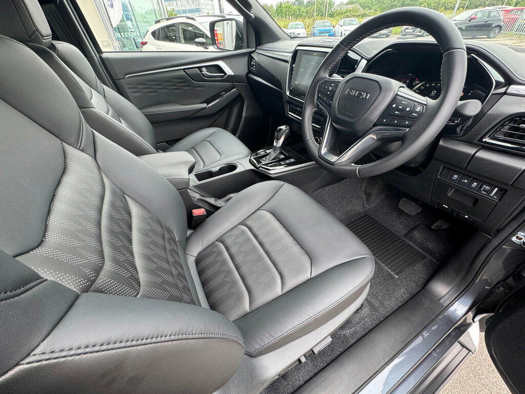 Isuzu D-Max 1.9 Td Dl40 Pickup Double Cab 4Wd NX75YKB Grey #2