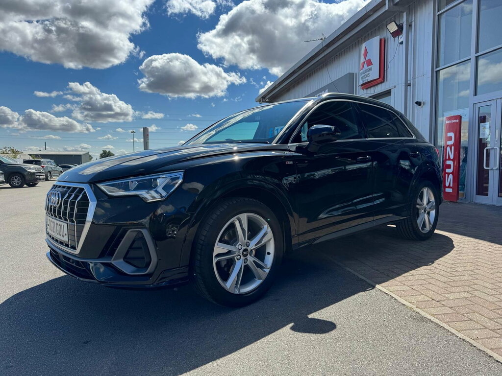 Audi Q3 1.5 Tfsi Cod 35 S Line Suv Euro DG21GOU Black #5