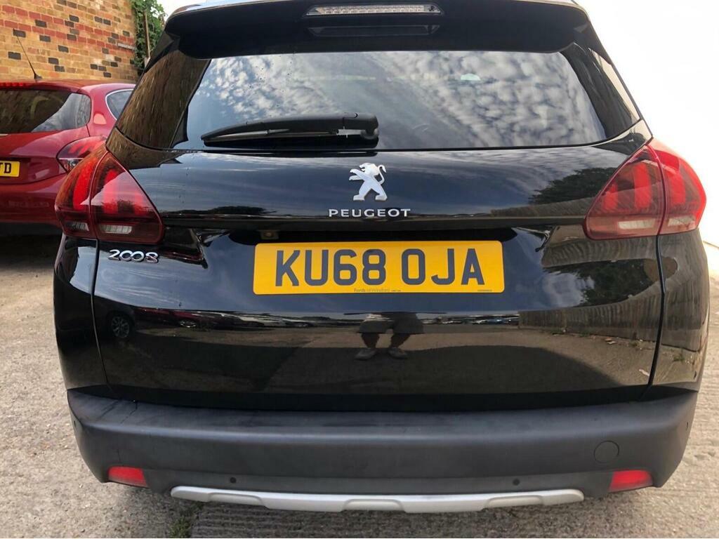 Peugeot 2008 1.2 Puretech Active Black #11