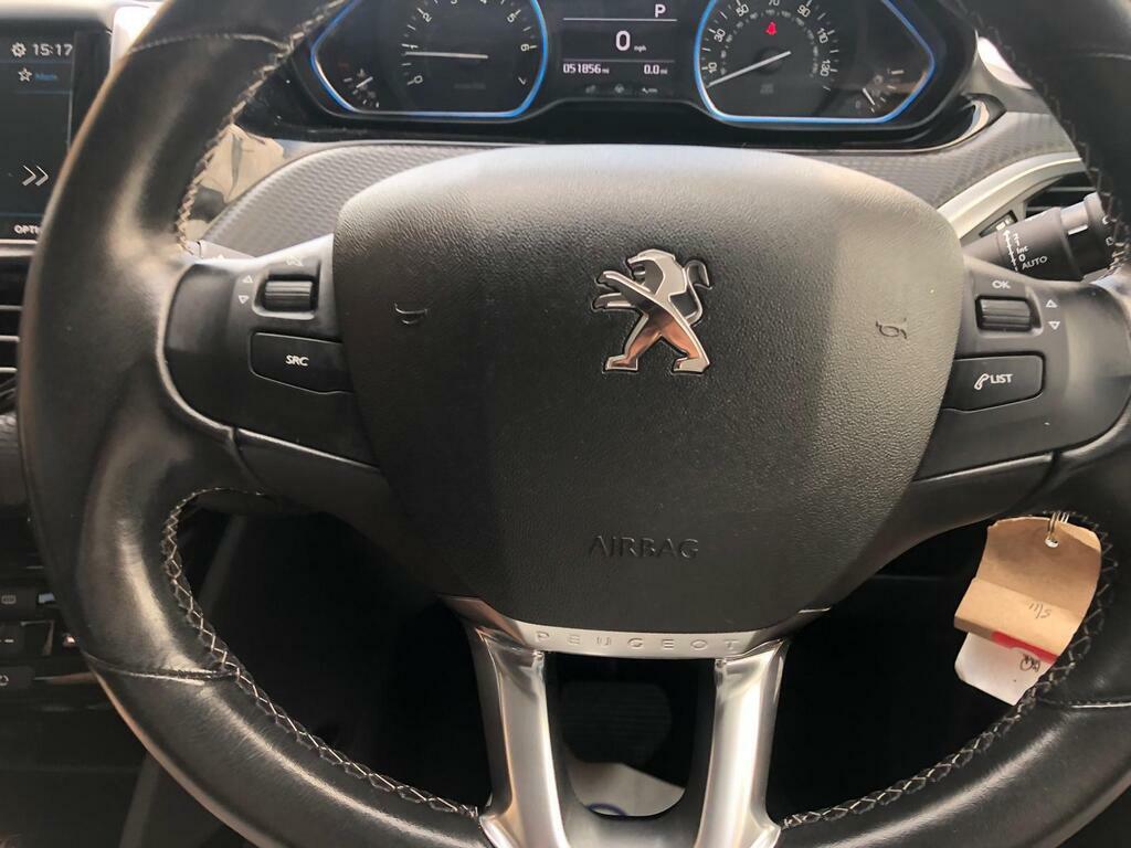 Peugeot 2008 1.2 Puretech Active Black #16