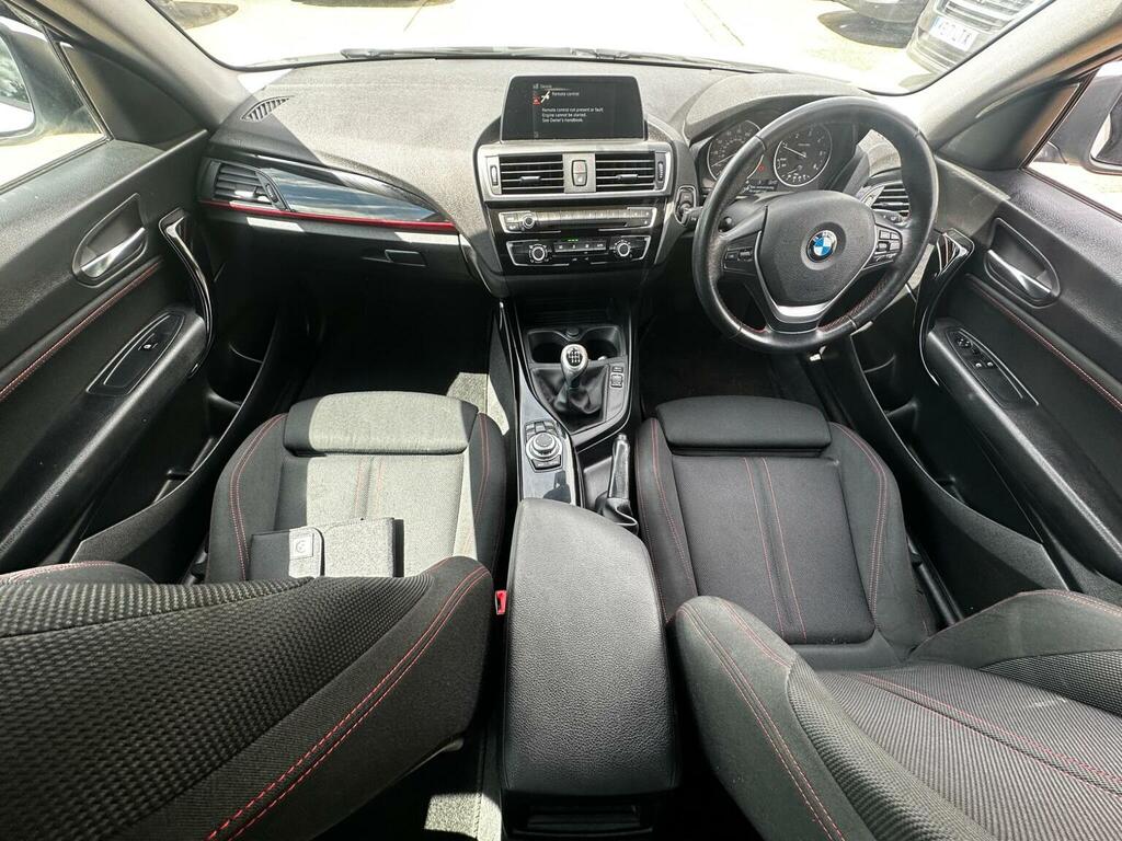 BMW 1 Series 118I Sport 5-Door White #24