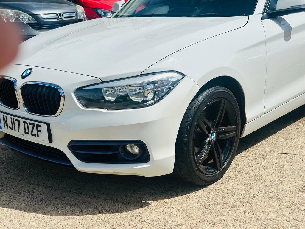 BMW 1 Series 118I Sport 5-Door White #10