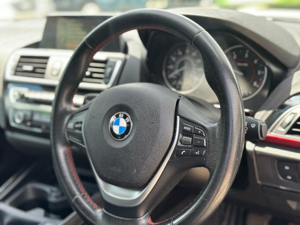 BMW 1 Series 118I Sport 5-Door White #22