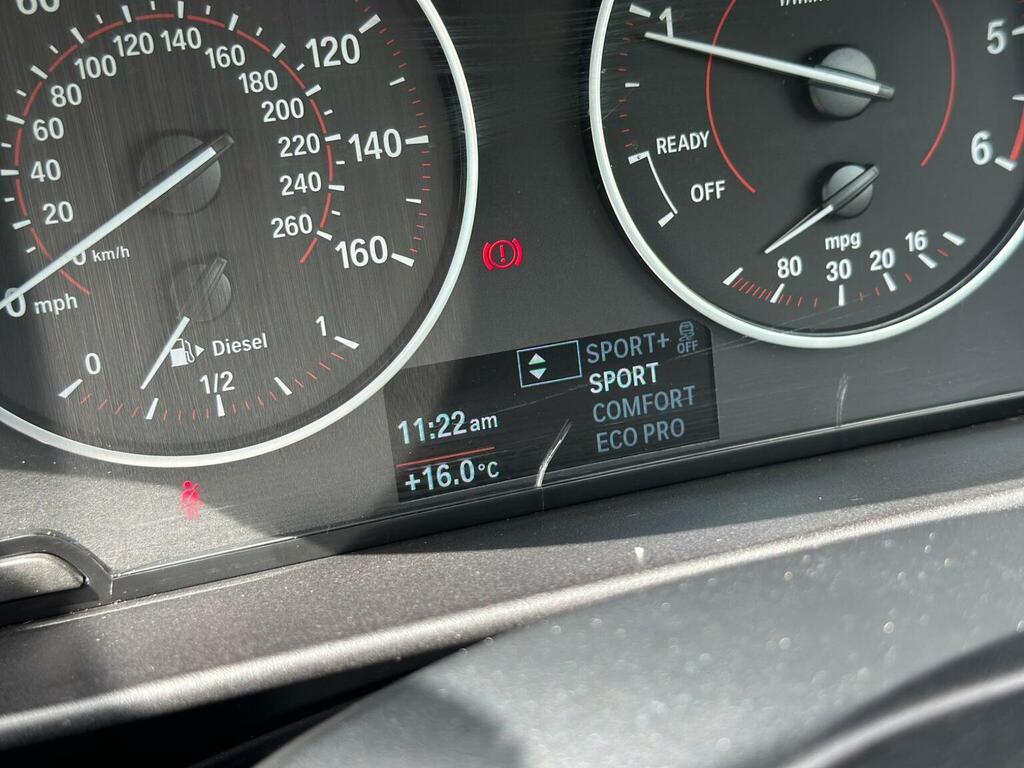 BMW 1 Series 118I Sport 5-Door White #33