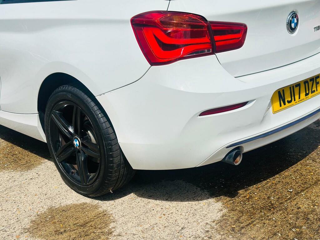 BMW 1 Series 118I Sport 5-Door White #12