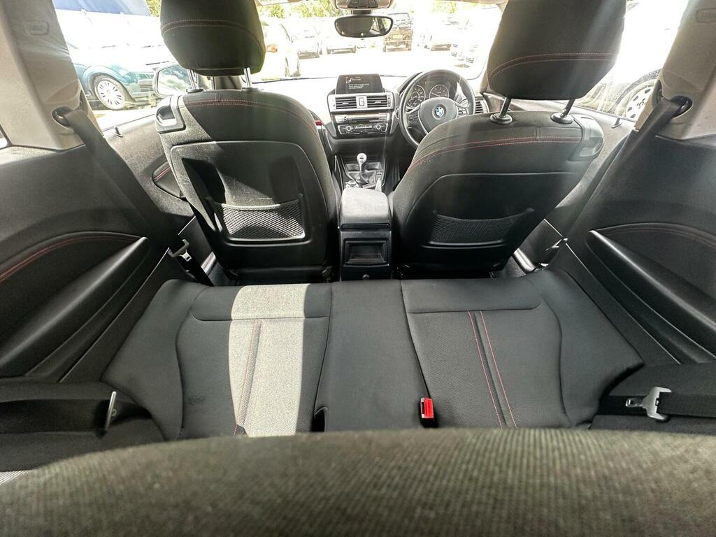 BMW 1 Series 118I Sport 5-Door White #25