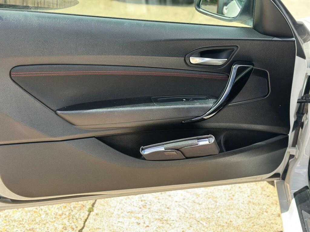 BMW 1 Series 118I Sport 5-Door White #31
