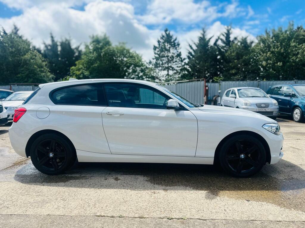 BMW 1 Series 118I Sport 5-Door White #15