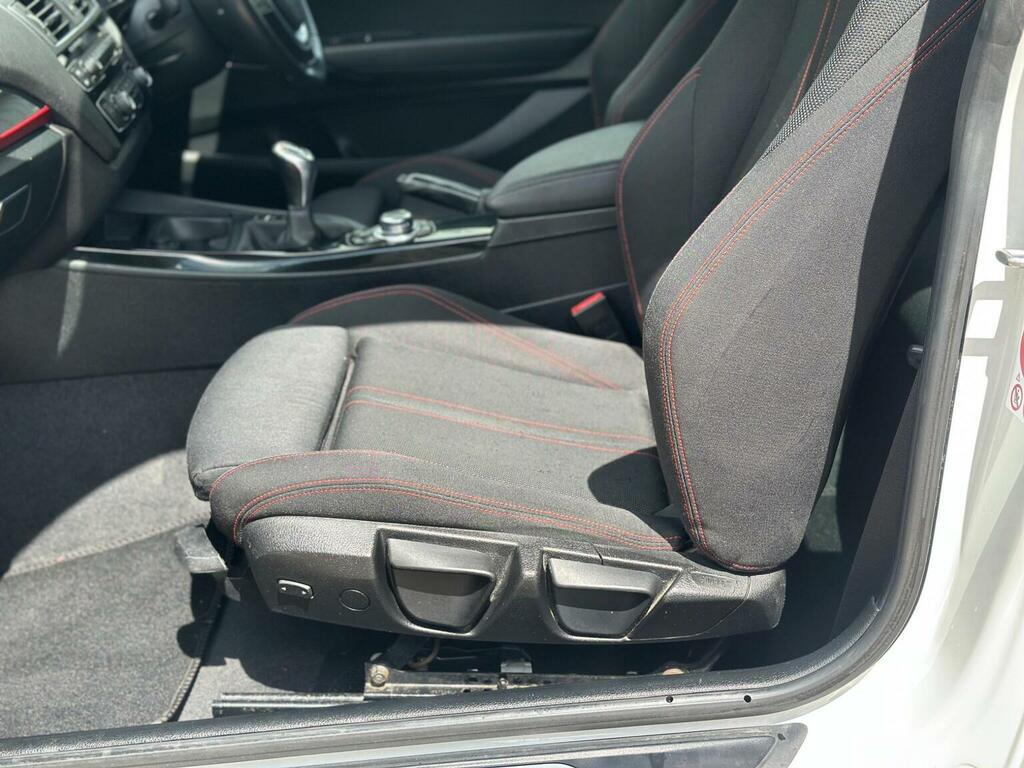 BMW 1 Series 118I Sport 5-Door White #29