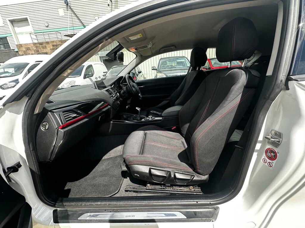 BMW 1 Series 118I Sport 5-Door White #27