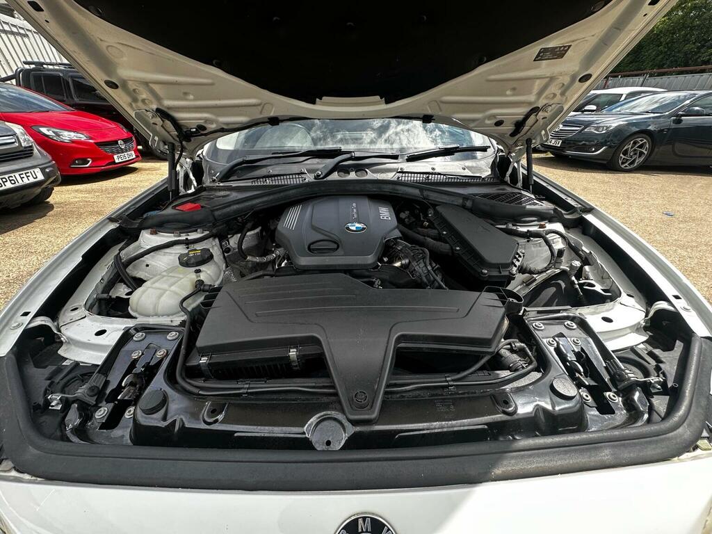 BMW 1 Series 118I Sport 5-Door White #34
