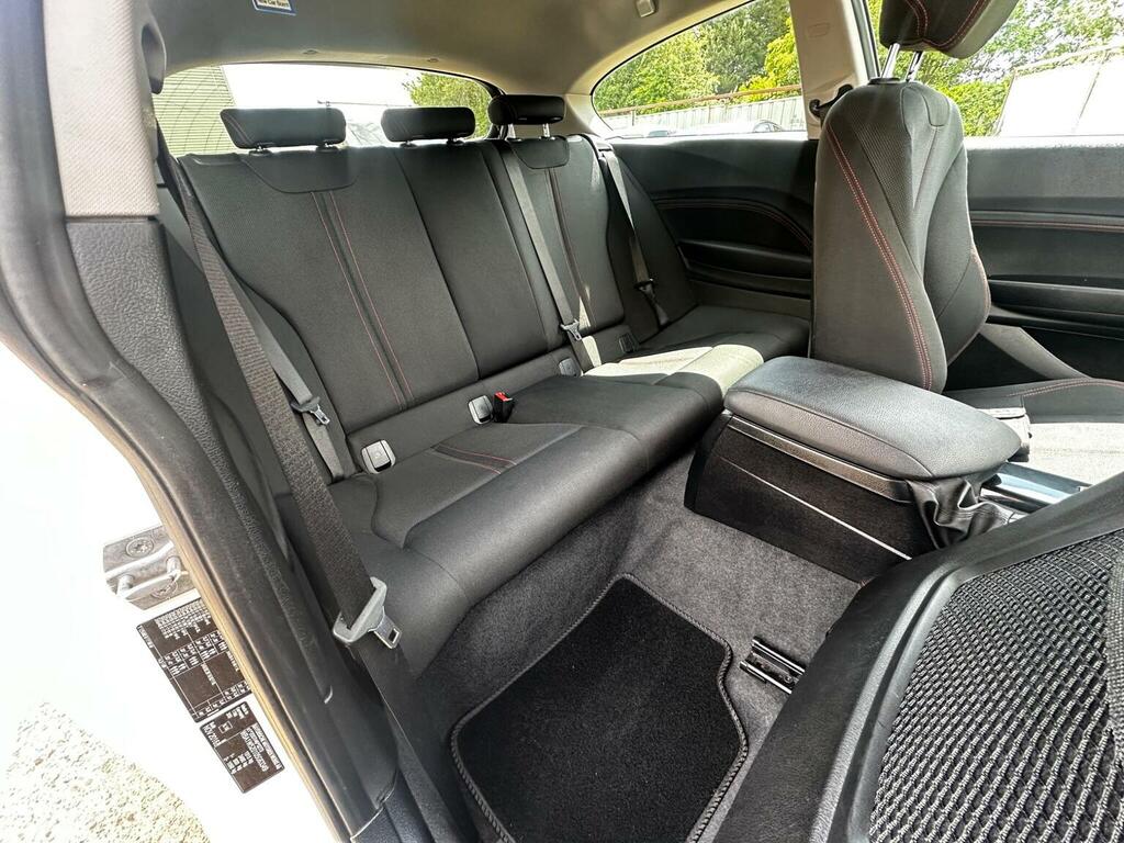 BMW 1 Series 118I Sport 5-Door White #23