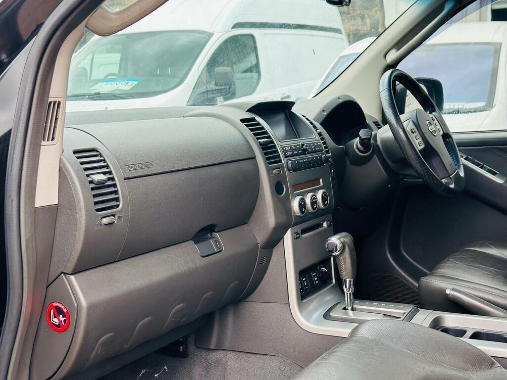 Nissan Navara Grey #46