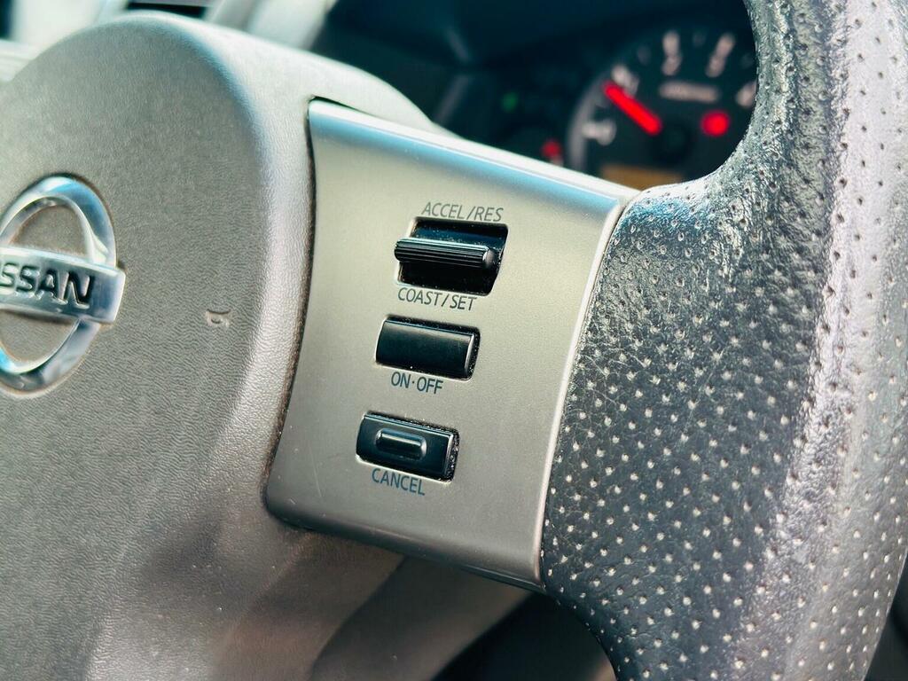 Nissan Navara Grey #26