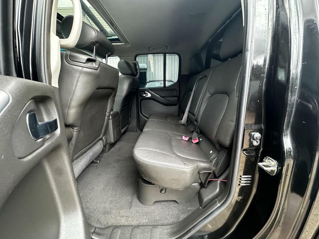 Nissan Navara Grey #9