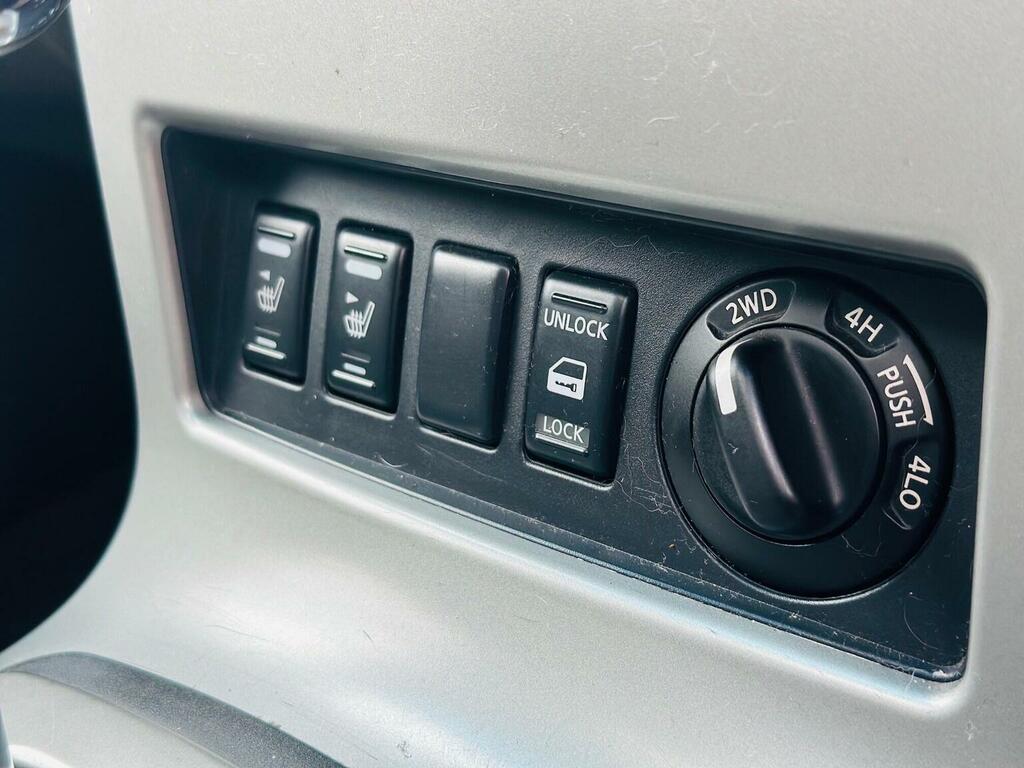 Nissan Navara Grey #7