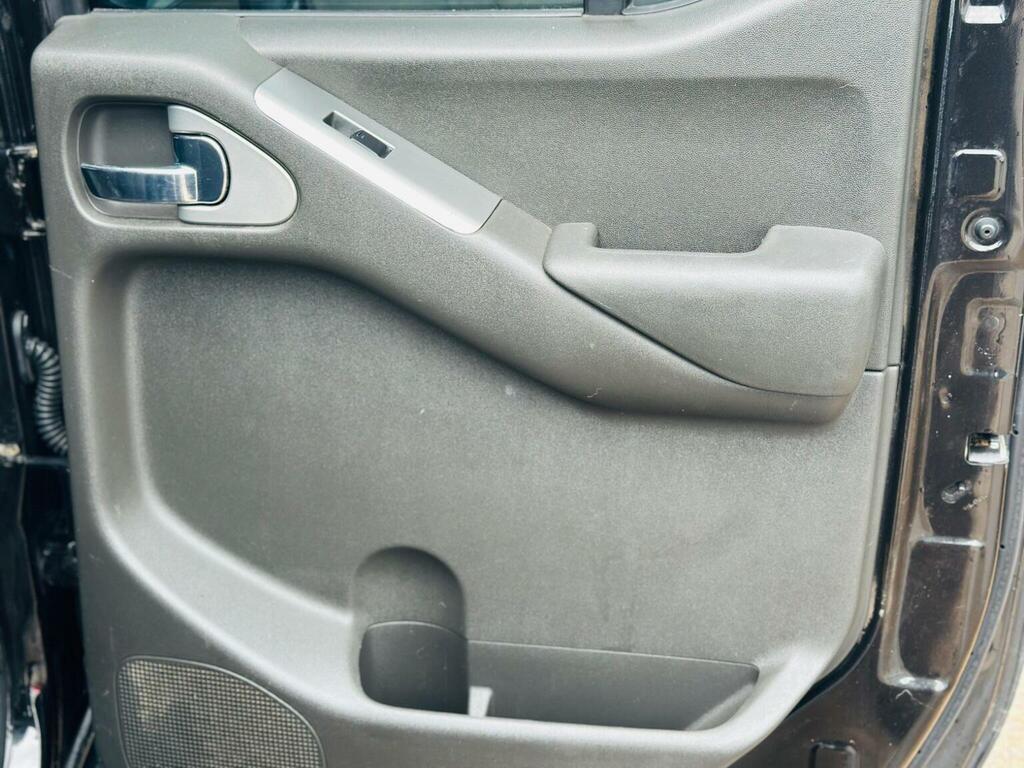 Nissan Navara Grey #39