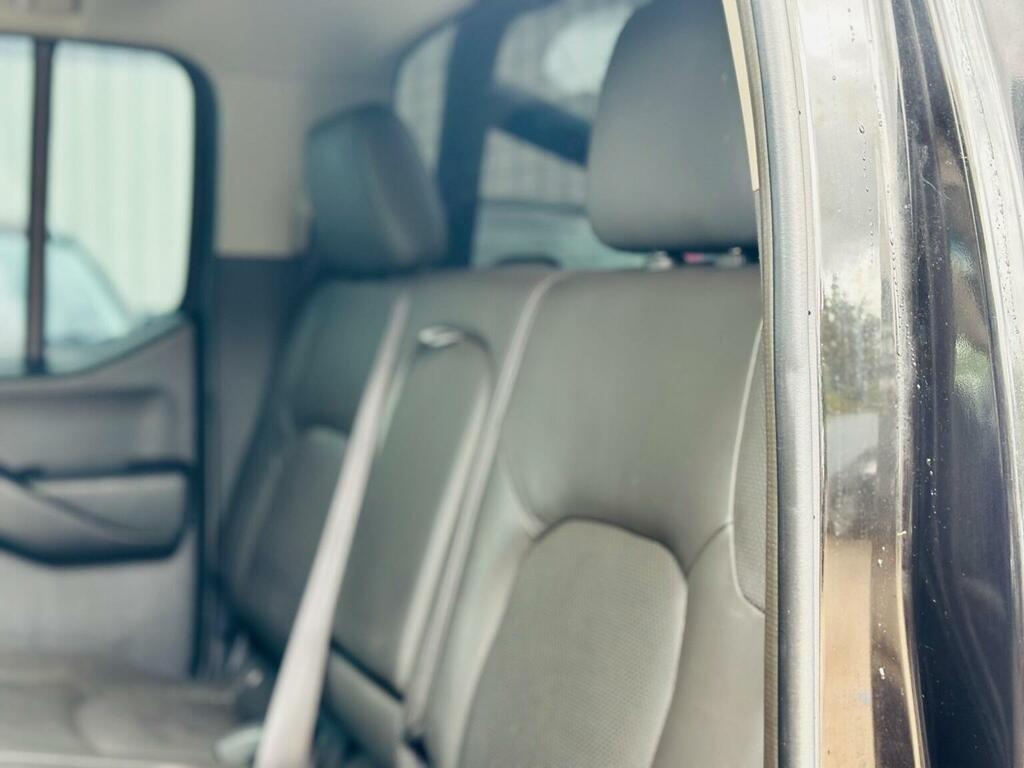Nissan Navara Grey #43