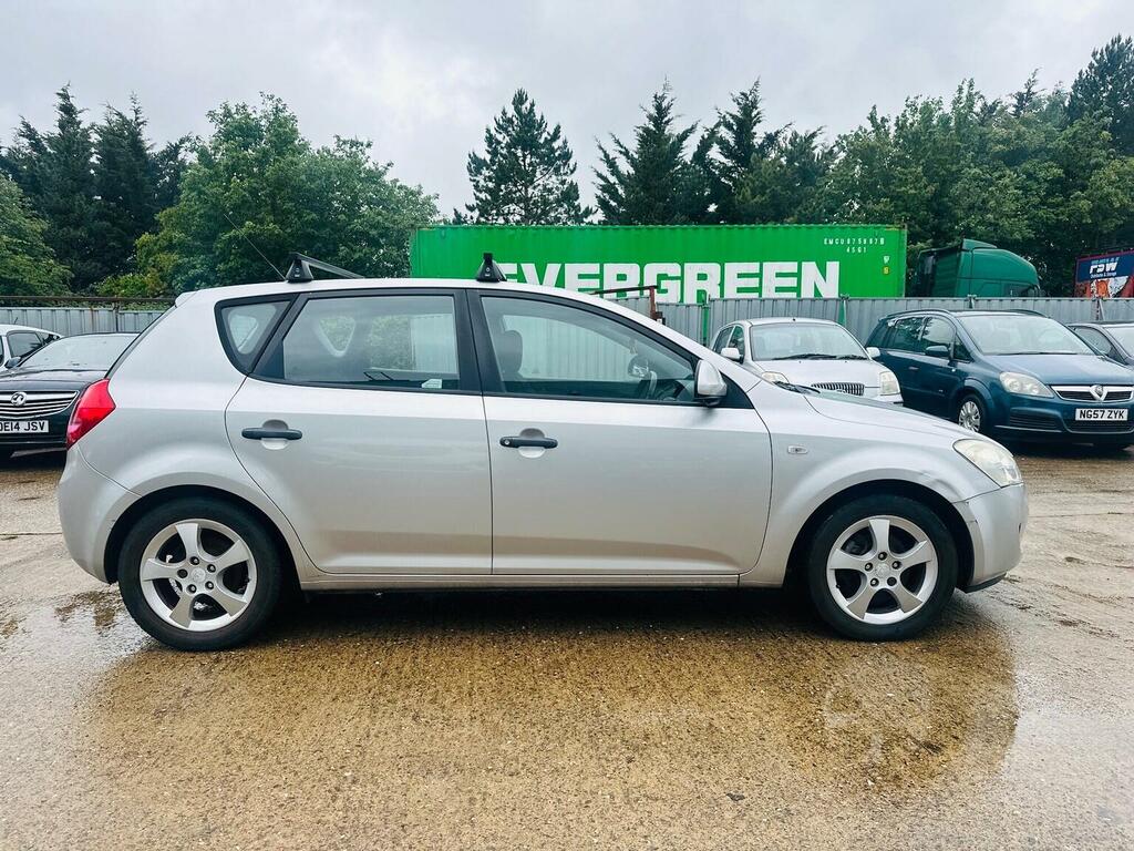 Kia Ceed 1.6 Sr Special Edition Brown #16
