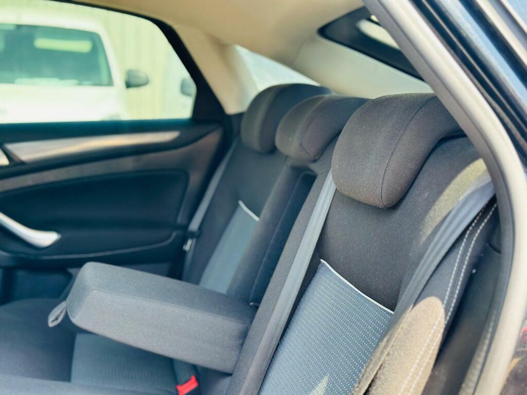 Ford Mondeo 2.0 Tdci Silver #40
