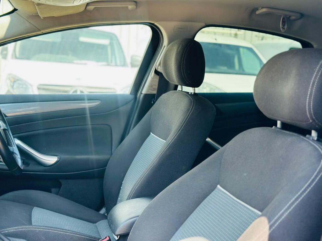 Ford Mondeo 2.0 Tdci Silver #47