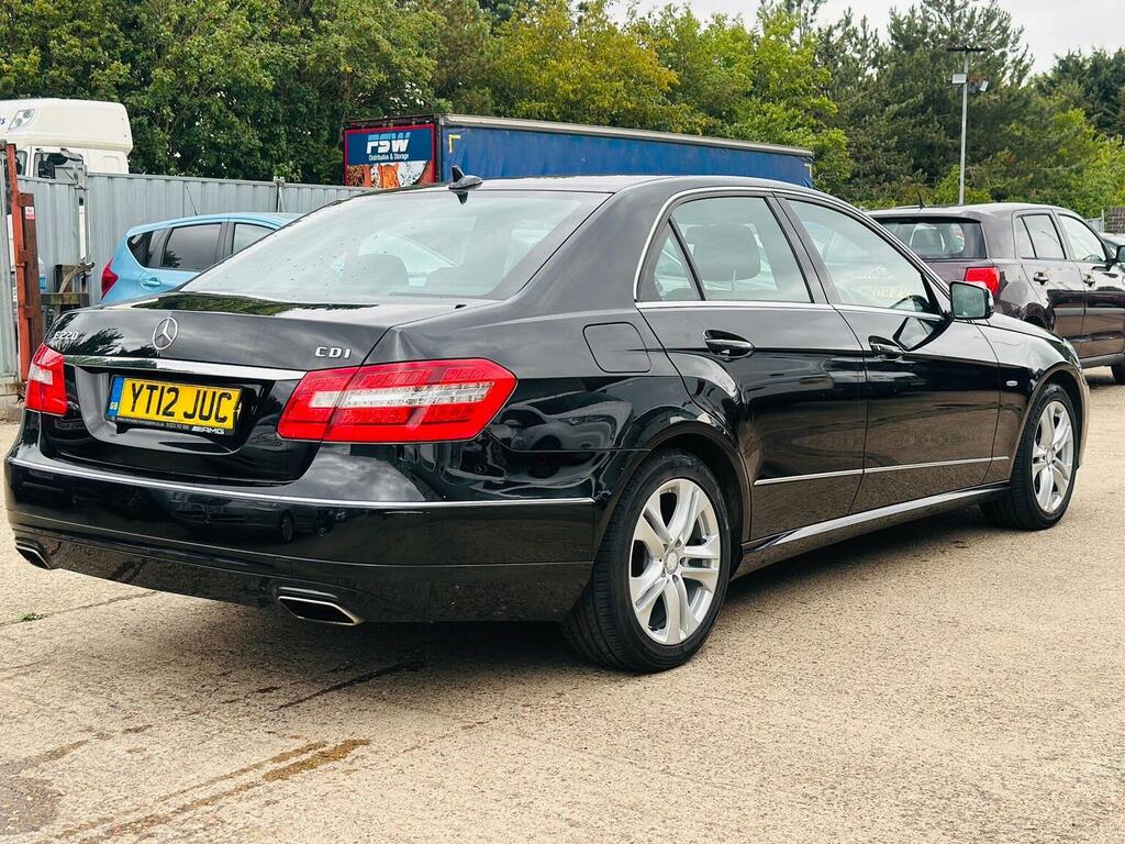 Mercedes-Benz E Class 2.1 E220 Cdi Blueefficiency Executive Se G-tronic Black #4