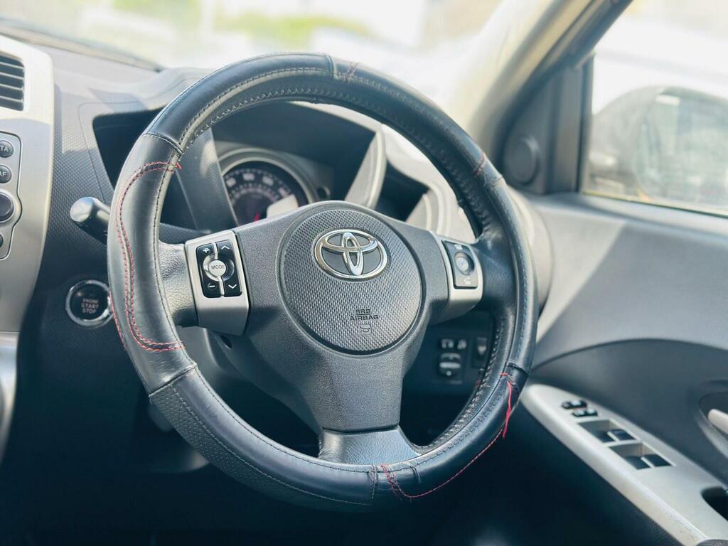 Toyota Urban Cruiser 1.4 D-4d 89 Bhp Black #27