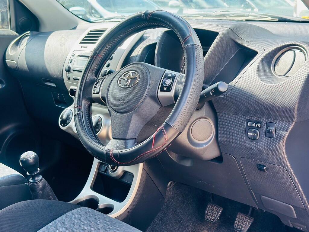 Toyota Urban Cruiser 1.4 D-4d 89 Bhp Black #20