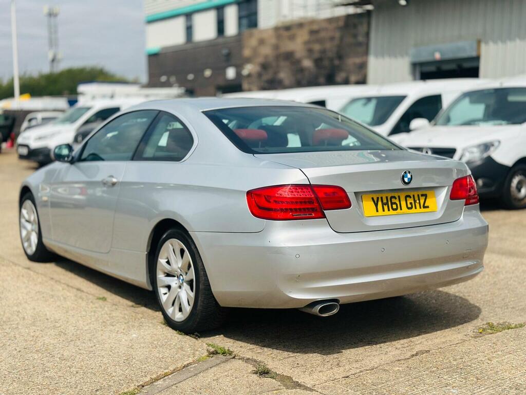 BMW 3 Series Coupe 2.0 320D Se Steptronic Euro 5 201161 Silver #3