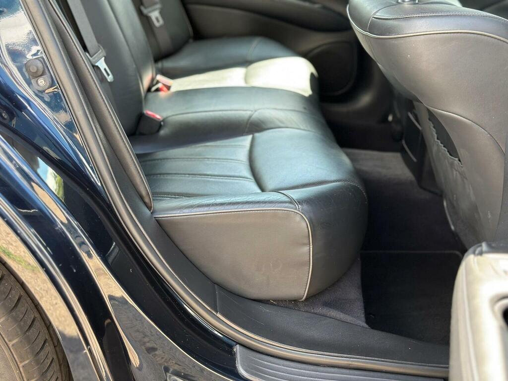 Infiniti Q70 Sport Tech D Grey #36