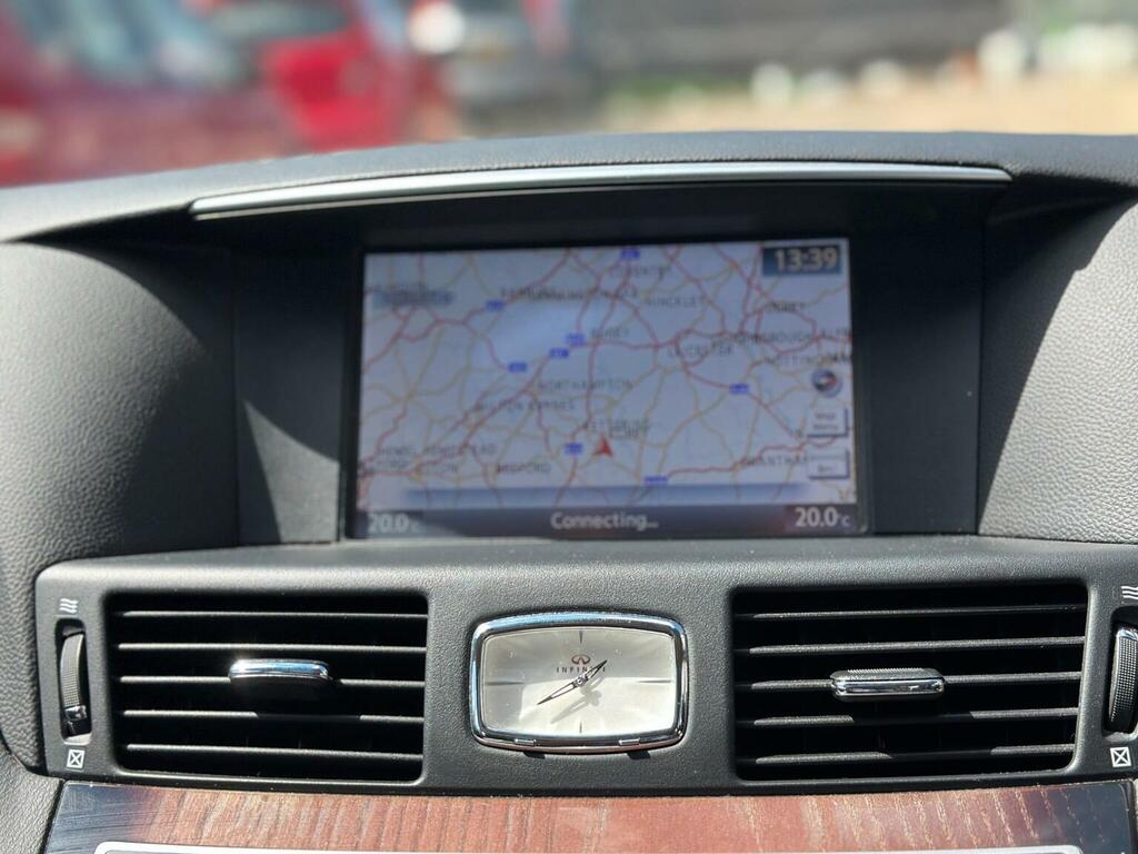 Infiniti Q70 Sport Tech D Grey #25