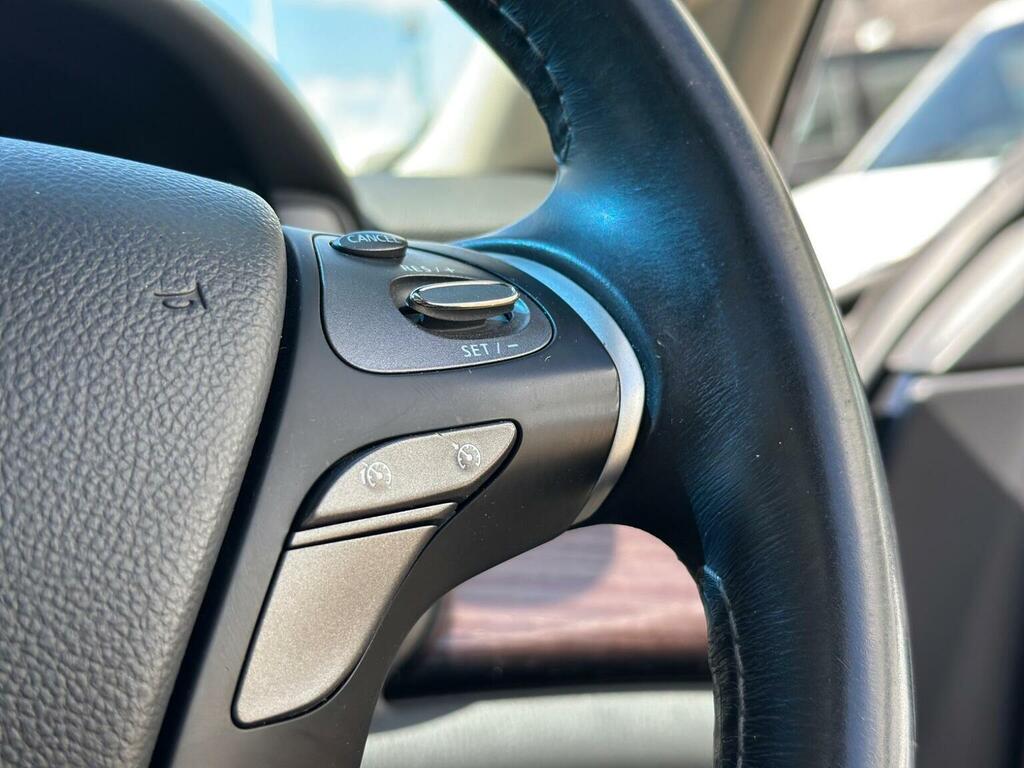 Infiniti Q70 Sport Tech D Grey #29