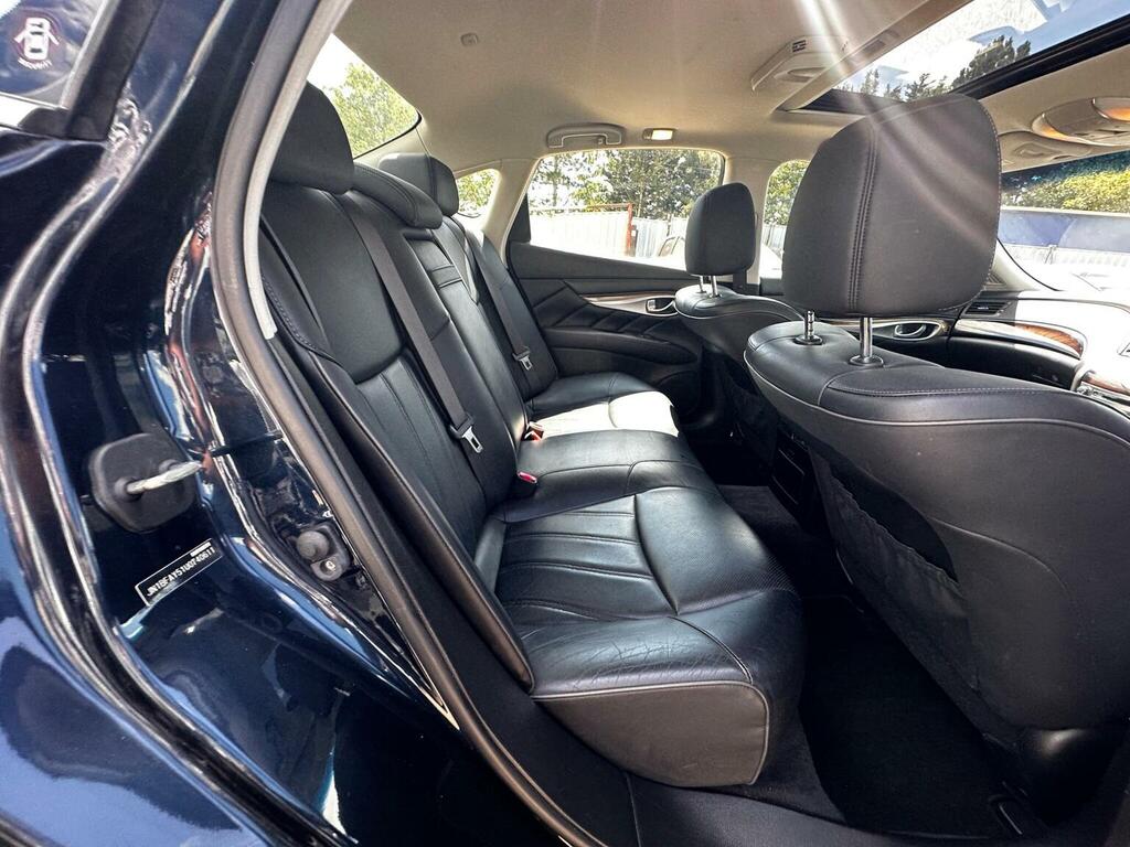 Infiniti Q70 Sport Tech D Grey #11