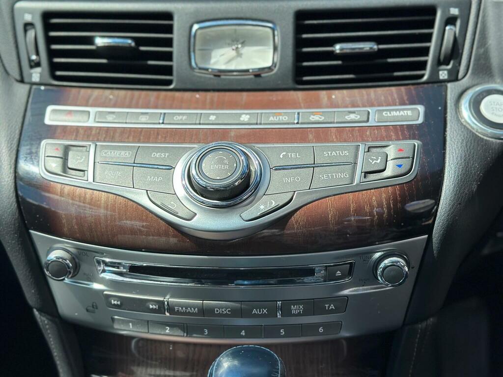 Infiniti Q70 Sport Tech D Grey #26