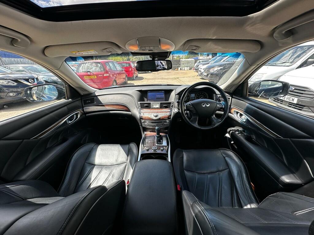 Infiniti Q70 Sport Tech D Grey #32
