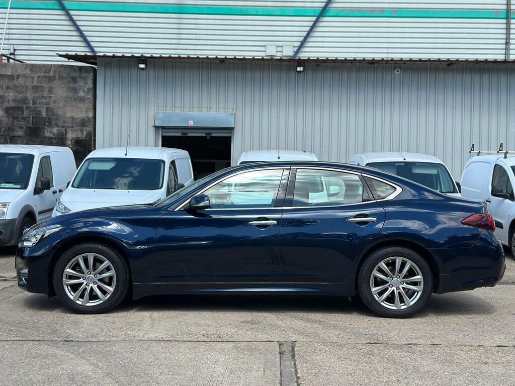 Infiniti Q70 Sport Tech D Grey #19