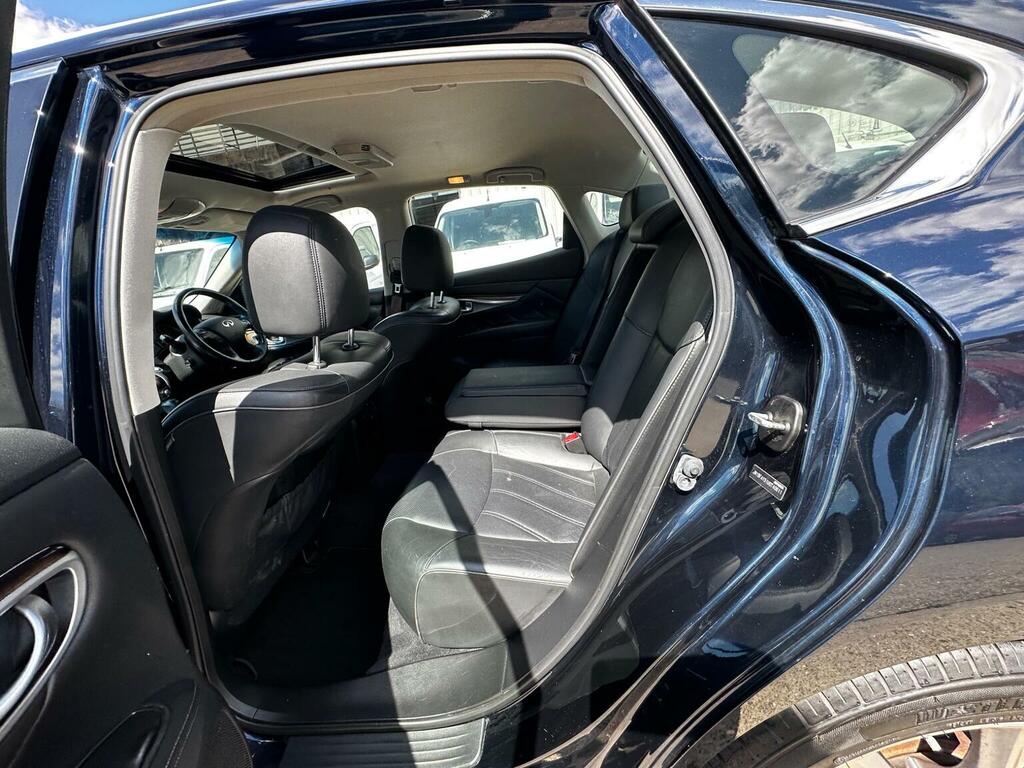 Infiniti Q70 Sport Tech D Grey #10